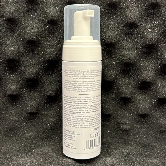 Voir Secrets in the Snow Soft Styling Foam - Picture 3 of 3
